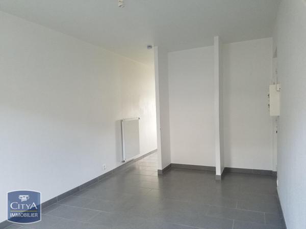 Appartement à louer 1 pièce 26.01m²