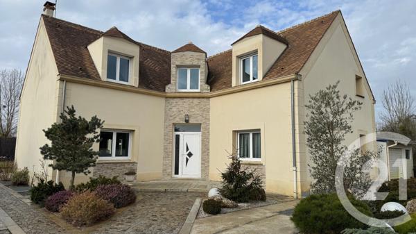 Maison à vendre  8 pièces - 253,10 m2 LES ESSARTS LE ROI - 78