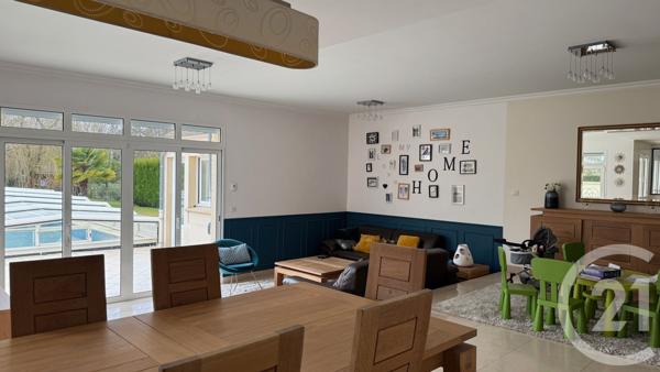 Maison à vendre  8 pièces - 253,10 m2 LES ESSARTS LE ROI - 78