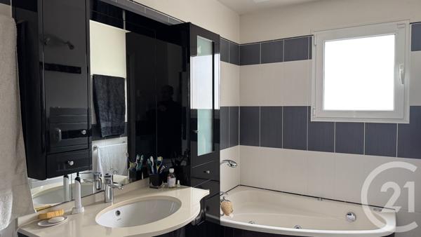 Maison à vendre  8 pièces - 253,10 m2 LES ESSARTS LE ROI - 78