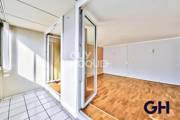 Dernier étage - Gratte-CIel - Appartement 3 pièces 65m2