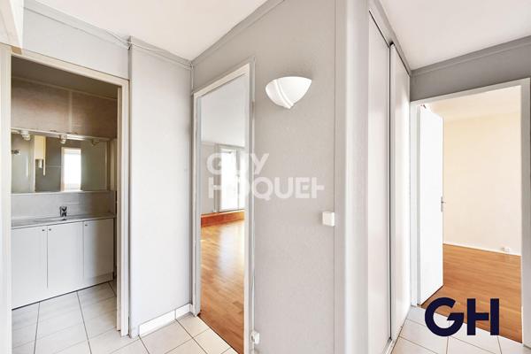Dernier étage - Gratte-CIel - Appartement 3 pièces 65m2