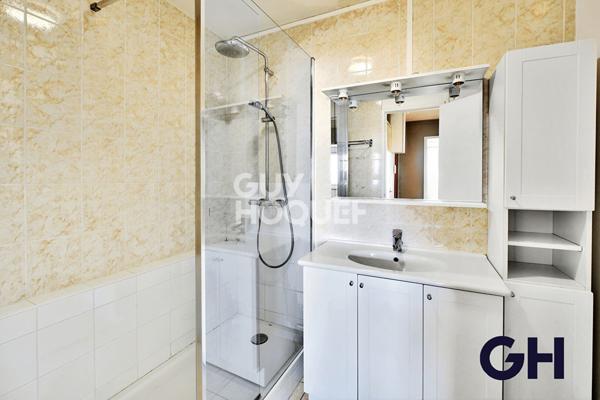 Dernier étage - Gratte-CIel - Appartement 3 pièces 65m2