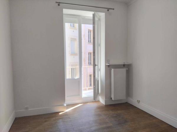 Appartement 3 pièces                                        - 38000 Grenoble Réf : 4254