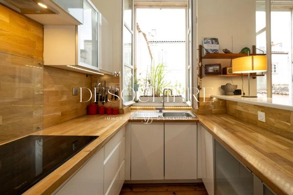 Appartement de caractère en duplex au cœur du centre historique de La Rochelle