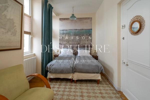 Appartement de caractère en duplex au cœur du centre historique de La Rochelle