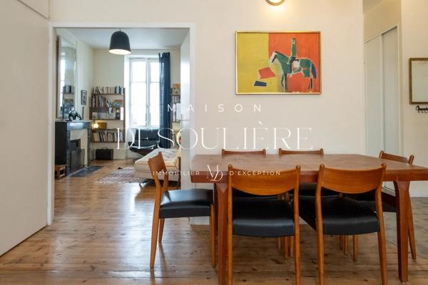 Appartement de caractère en duplex au cœur du centre historique de La Rochelle