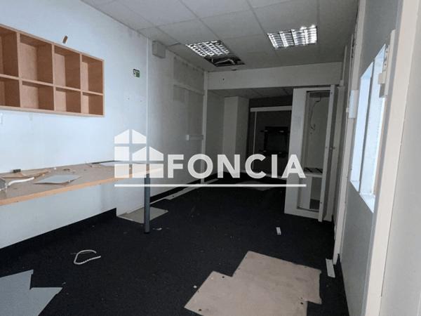 Location Local commercial 105.24 m² - 1 RUE VICTOR HUGO Charleville-mezieres 08000