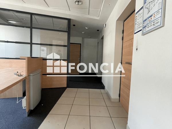 Location Local commercial 105.24 m² - 1 RUE VICTOR HUGO Charleville-mezieres 08000