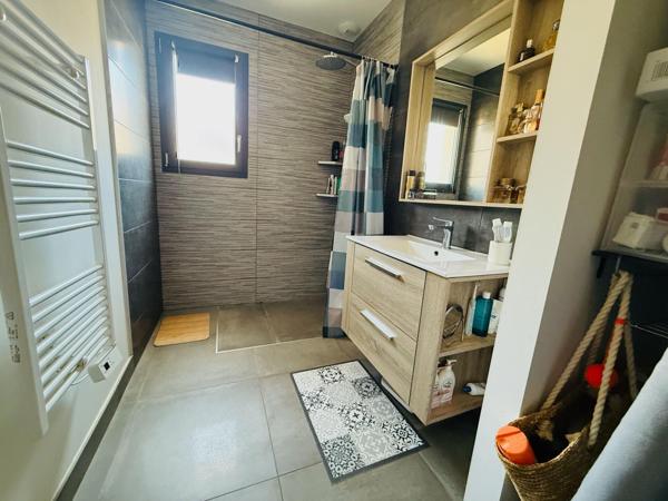 VILLA T4 PLAIN PIED AVEC GARAGE