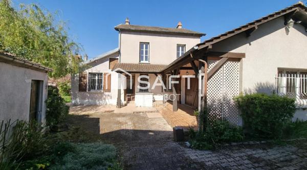 Maison de de 203m2 sur 504m2 de Jardin