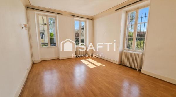 Maison de de 203m2 sur 504m2 de Jardin