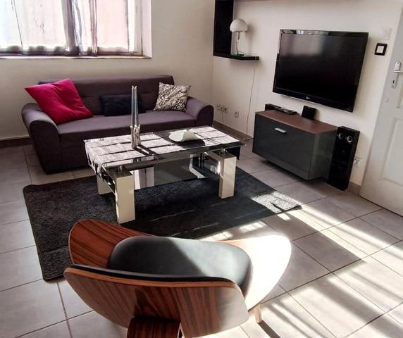 T2 lumineux de 48 m2 avec cave