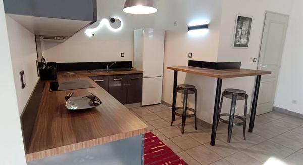 T2 lumineux de 48 m2 avec cave