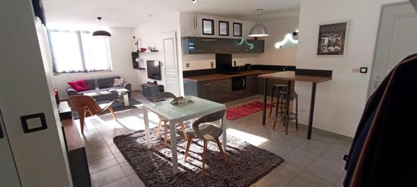 T2 lumineux de 48 m2 avec cave