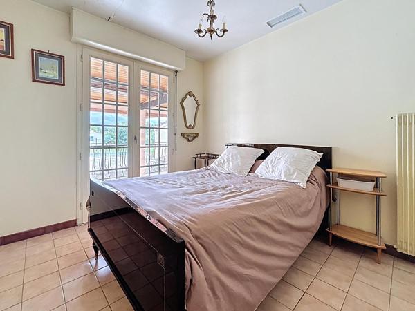 FONSORBES – Maison Familiale T7 de 167m² de Plain-Pied avec piscine et dépendances