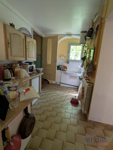Ancienne Abbaye de Charme – 232 m² Habitables + 2 Dépendances – Terrain de 3,1 ha