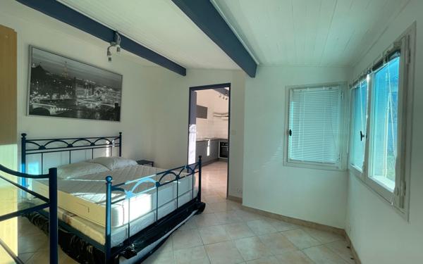 Maison à vendre    6 pièces •  Morières-lès-Avignon