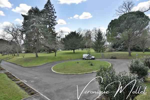 BLANQUEFORT CENTRE - VUE SUR PARC AU CALME