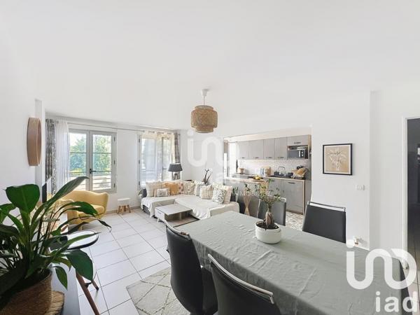 Apartment for sale 3 rooms 68 m² Combs-la-Ville