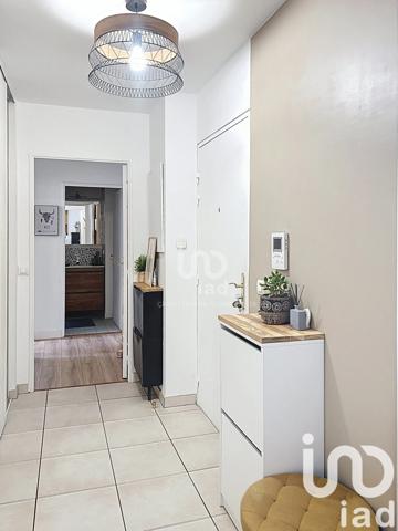 Apartment for sale 3 rooms 68 m² Combs-la-Ville