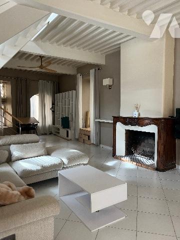 Duplex de 150 m² avec terrasse – Centre-ville piéton de Valence