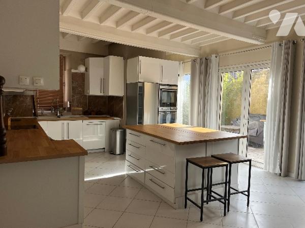 Duplex de 150 m² avec terrasse – Centre-ville piéton de Valence