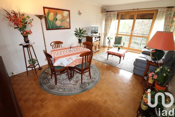 Appartement 3 pièces de 74 m² à Avon (77210)