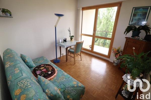 Appartement 3 pièces de 74 m² à Avon (77210)