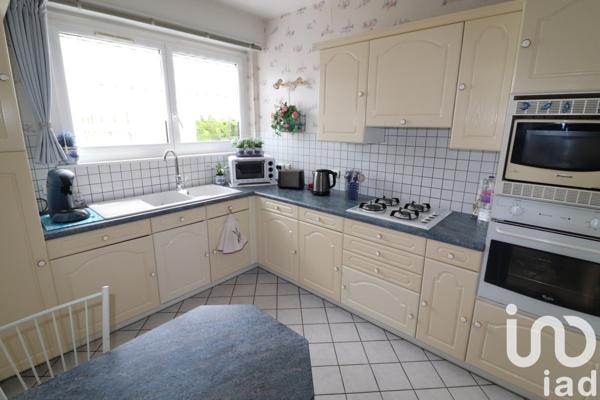 Appartement 3 pièces de 74 m² à Avon (77210)