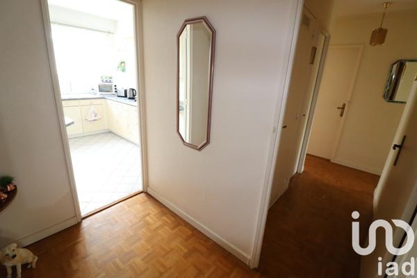 Appartement 3 pièces de 74 m² à Avon (77210)