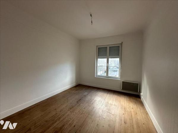 Immeuble MONTEBOURG (50310)