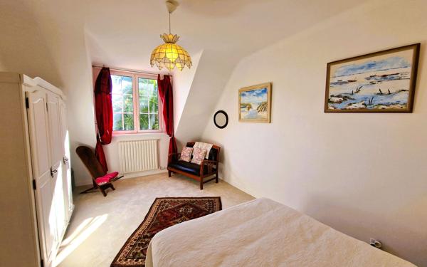 Maison à vendre    7 pièces •  Plouhinec