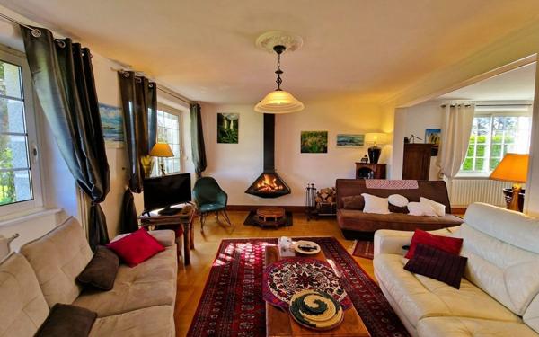 Maison à vendre    7 pièces •  Plouhinec