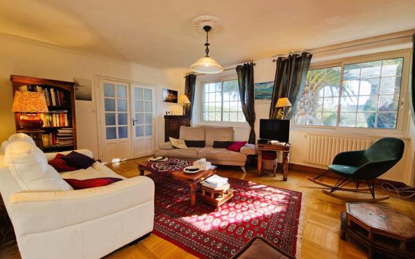 Maison à vendre    7 pièces •  Plouhinec