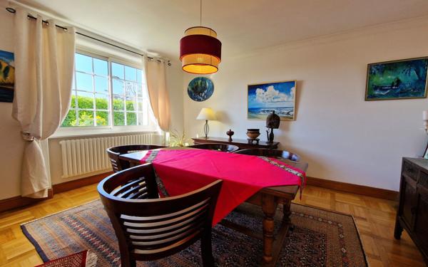 Maison à vendre    7 pièces •  Plouhinec