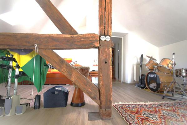 PONS - 17800 - Maison 3 ch -157 m2 + Dépendances 130 m²