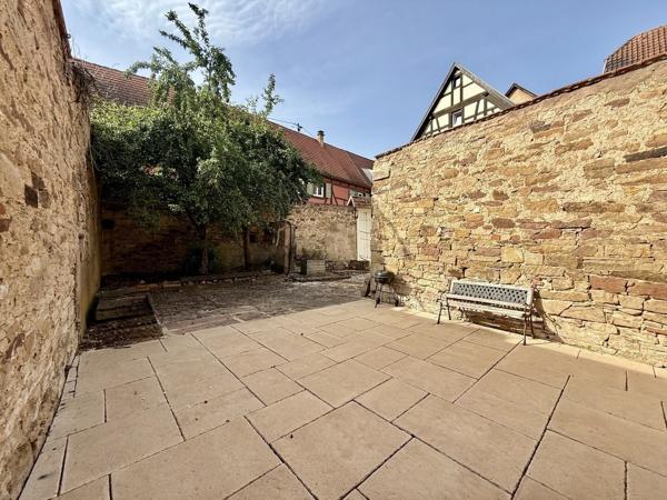 Maison/Immeuble de Charme Rénovée 190 m2 avec Cour-Terrasses RosheimCV