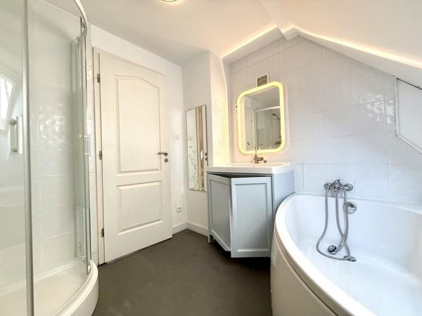 Maison/Immeuble de Charme Rénovée 190 m2 avec Cour-Terrasses RosheimCV