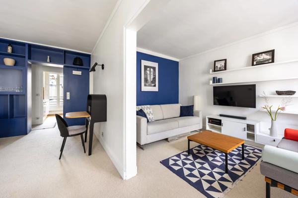 Appartement Paris 7e - GROS CAILLOU / EXPOSITION