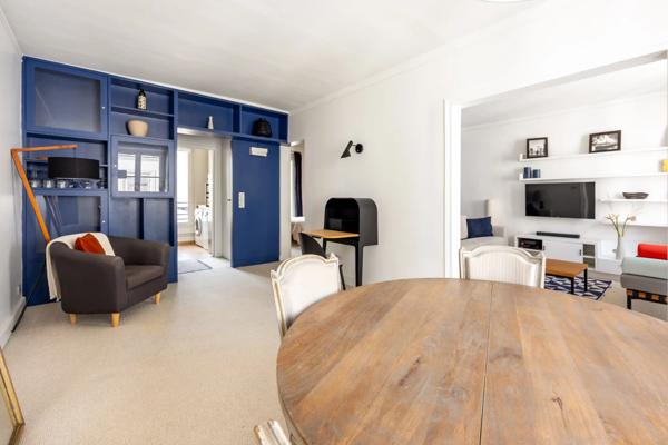 Appartement Paris 7e - GROS CAILLOU / EXPOSITION