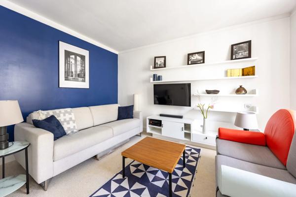 Appartement Paris 7e - GROS CAILLOU / EXPOSITION