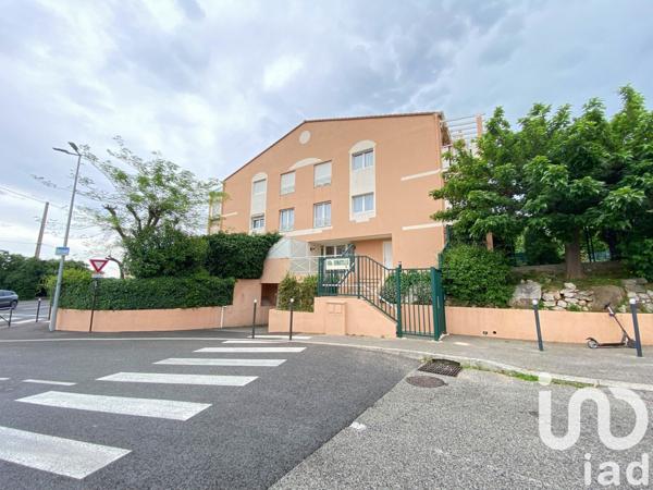 Appartement 4 pièces de 77 m² à Saint-Laurent-du-Var (06700)