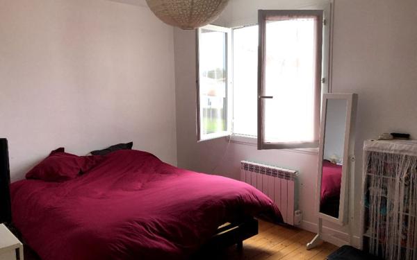 Maison à vendre    8 pièces •  La Flotte