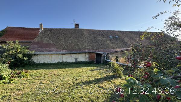 Maison ancienne à 8mn de HOUDAN - 3 chambres - bureau - combles aménageables - Grange - dépendance -  Terrain 1771m² - Prix 365700 Euros HAI