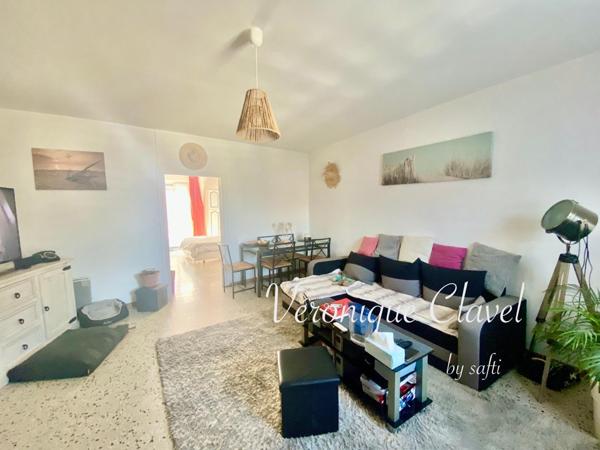 Bel appartement de 83m2 traversant beaux volumes