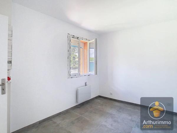 Vente                                                      Maison de ville
                        
                     3 pièces                      50 m2                     à Aureilhan