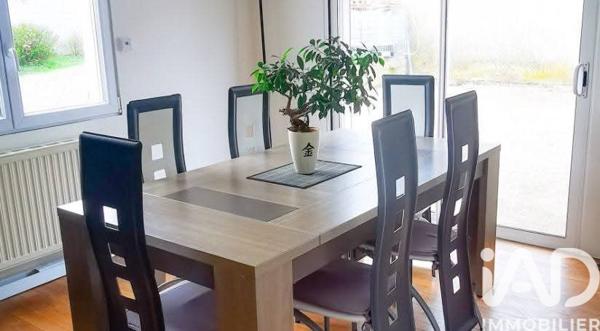 Maison à vendre 4 pièces 144 m² Charmont