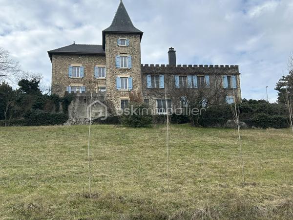 Chateau de 360 m²