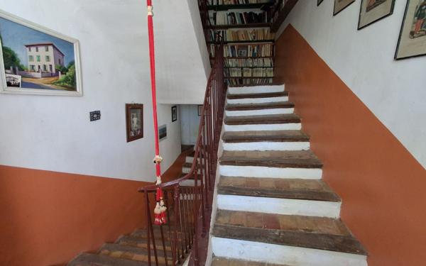 Maison à vendre    7 pièces •  Valensole